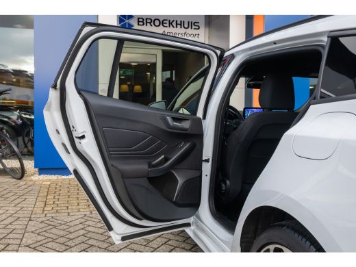 Ford Focus 1.0 EcoBoost Hybrid ST Line X Business | Trekhaak | Apple Carplay/Android Auto | Stoel/Stuur Verw... ActivLease financial lease