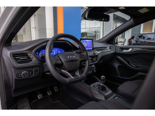 Ford Focus 1.0 EcoBoost Hybrid ST Line X Business | Trekhaak | Apple Carplay/Android Auto | Stoel/Stuur Verw... ActivLease financial lease