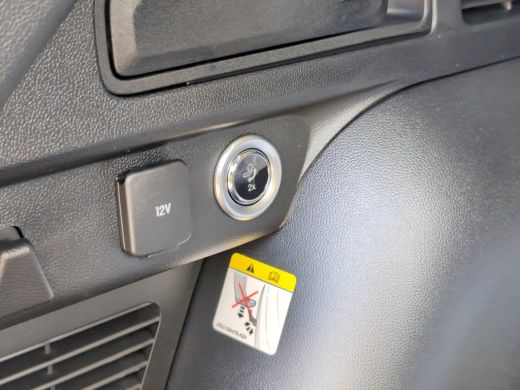 Ford Kuga 2.5 PHEV Active X 243pk | Winter- & Technology Pack | Pano | Elektr. trekhaak | 19" LMV | ActivLease financial lease