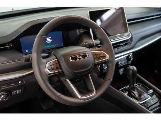 Jeep Compass 4xe 240 Plug-in Hybrid Electric Limited | Navigatie | Climate Controle | Elektrische Achterklep |... ActivLease financial lease