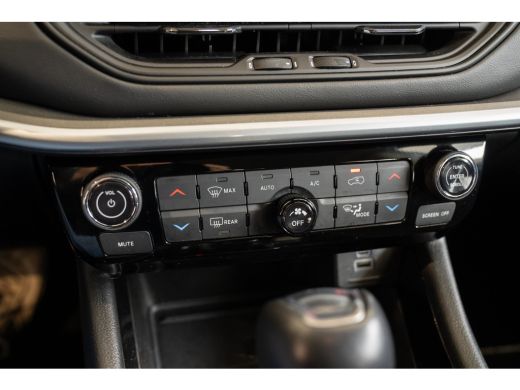 Jeep Compass 4xe 240 Plug-in Hybrid Electric Limited | Navigatie | Climate Controle | Elektrische Achterklep |... ActivLease financial lease