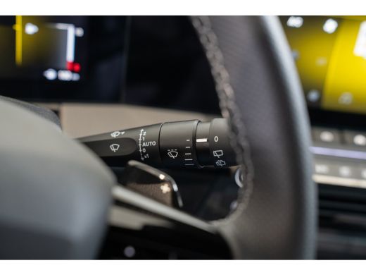 Opel Astra Sports Tourer 1.6 Turbo Plug In Hybrid 225PK GSE | Alcantara | LED Matrix | Camera | Stoel & Stuu... ActivLease financial lease