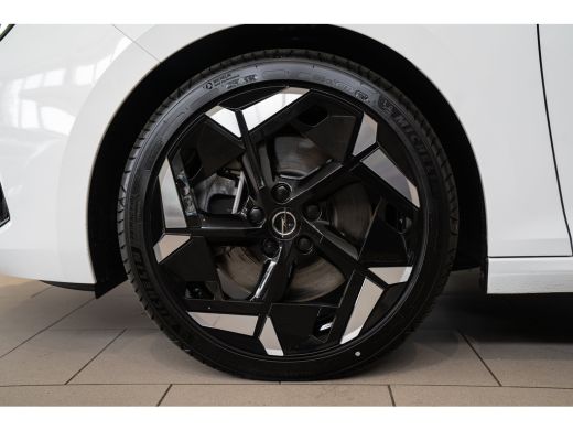 Opel Astra Sports Tourer 1.6 Turbo Plug In Hybrid 225PK GSE | Alcantara | LED Matrix | Camera | Stoel & Stuu... ActivLease financial lease