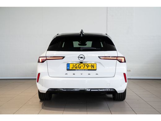 Opel Astra Sports Tourer 1.6 Turbo Plug In Hybrid 225PK GSE | Alcantara | LED Matrix | Camera | Stoel & Stuu... ActivLease financial lease