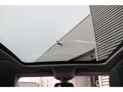 Opel Corsa 1.2 75PK 5-DRS ELEGANCE GS-LINE / NAVI / LEDER / CLIMA / LED / PDC / 17" LMV / UNIEK / CAMERA / P... ActivLease financial lease