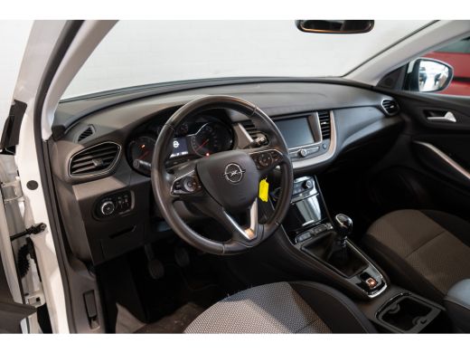 Opel Grandland X 1.2 Turbo Edition | Parkeersensoren | Lichtmetalen velgen | Apple Carplay & Android Auto | Blueto... ActivLease financial lease