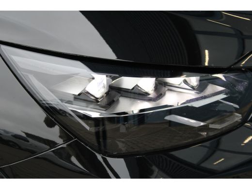 Peugeot 208 Hybrid 100 e-DCS6 GT | Achterbank in delen neerklapbaar | Achterruitverwarming | Achterspoiler ActivLease financial lease