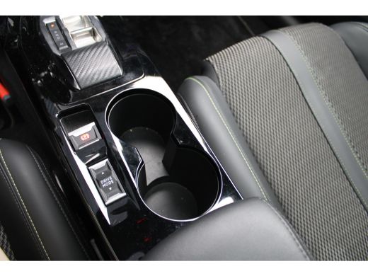 Peugeot 208 Hybrid 100 e-DCS6 GT | Achterbank in delen neerklapbaar | Achterruitverwarming | Achterspoiler ActivLease financial lease