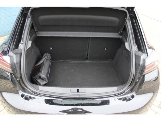 Peugeot 208 Hybrid 100 e-DCS6 GT | Achterbank in delen neerklapbaar | Achterruitverwarming | Achterspoiler ActivLease financial lease