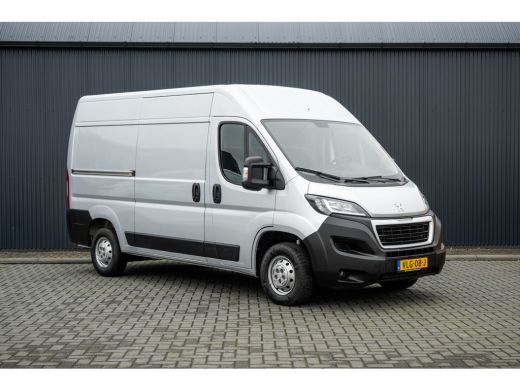 Peugeot Boxer 330 2.2 BlueHDi 120 L2H2 Premium | Camera | Cruise | Navi | Airco | Trekhaak ActivLease financial lease