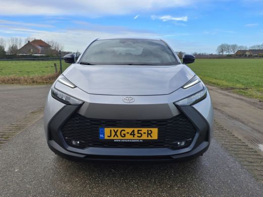 Toyota C-HR 1.8 Hybrid 140 Dynamic - 140 Pk - Euro 6 - (Nw Model) ParkeerCamera - AppleCarplay AndroidAuto ActivLease financial lease