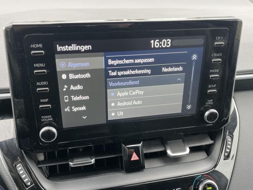 Toyota Corolla 1.8 Hybrid Dynamic | Stoelverwarming | Carplay | Keyless entry | 17 inch LM-velgen | LED koplampen | ActivLease financial lease