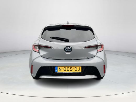 Toyota Corolla 1.8 Hybrid Dynamic | Stoelverwarming | Carplay | Keyless entry | 17 inch LM-velgen | LED koplampen | ActivLease financial lease