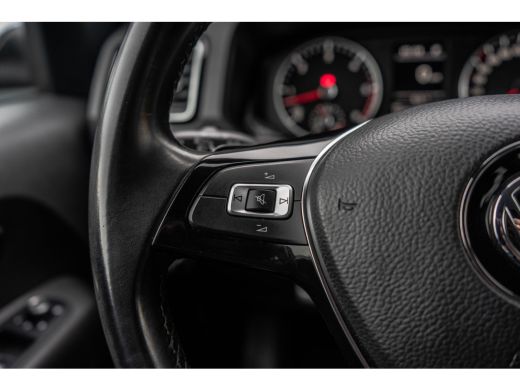 Volkswagen Amarok 3.0 TDI V6 L2H1 | 4Motion | DC | Highline | 225 PK | LED | Camera | Cruise | PDC | Trekhaak | Airco ActivLease financial lease