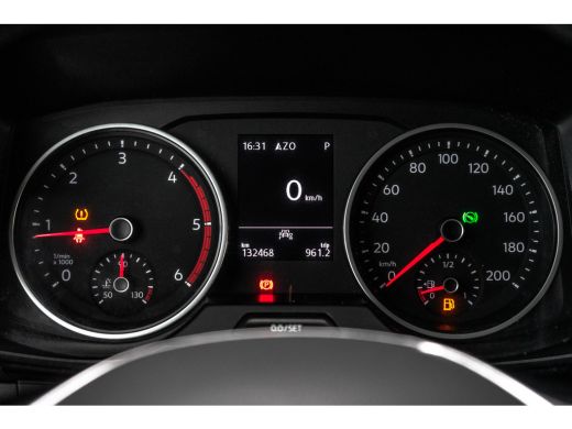 Volkswagen Crafter 35 2.0 TDI L5H3 Highline | 177PK | Stoelmassage | LED | Camera | Automaat | Carplay | Cruise | Na... ActivLease financial lease