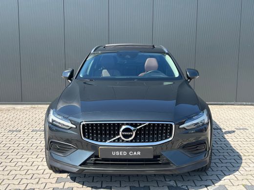 Volvo  V60 Cross Country T5 AWD Pro | Trekhaak | Panoramadak | Apple carplay/Android auto | Massage Stoelen ... ActivLease financial lease