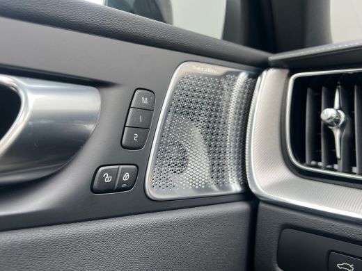 Volvo  XC60 T8 Plug-in-hybrid AWD Polestar Engineered | Heico | Trekhaak | Bowers&Wilkins | 22 Inch Velgen | ... ActivLease financial lease