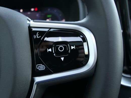 Volvo  XC90 T8 Plug-in hybrid AWD Plus Dark | Stoelventilatie | Bowers&Wilkins | Trekhaak | 360 Graden Camera... ActivLease financial lease