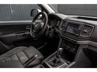 Volkswagen Amarok 3.0 TDI V6 L2H1 | 4Motion | DC | Highline | 225 PK | LED | Camera | Cruise | PDC | Trekhaak | Airco