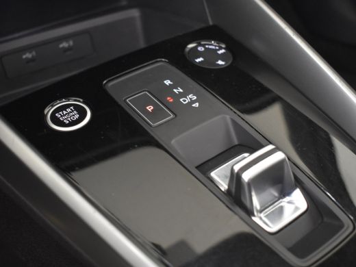Audi A3 Sportback 35 TFSI Advanced edition 150Pk DSG/AUTO | Elektrisch glazen panorama dak | Stoelverwarm... ActivLease financial lease