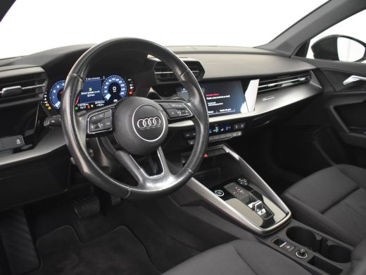 Audi A3 Sportback 35 TFSI Advanced edition 150Pk DSG/AUTO | Elektrisch glazen panorama dak | Stoelverwarm... ActivLease financial lease
