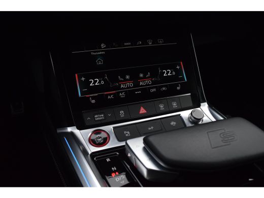 Audi SQ8 Quattro 371kW / Luchtvering/ Standkachel/ Bang & Olufsen Sound System/ Panoramadak/ Trekhaak/ 371... ActivLease financial lease