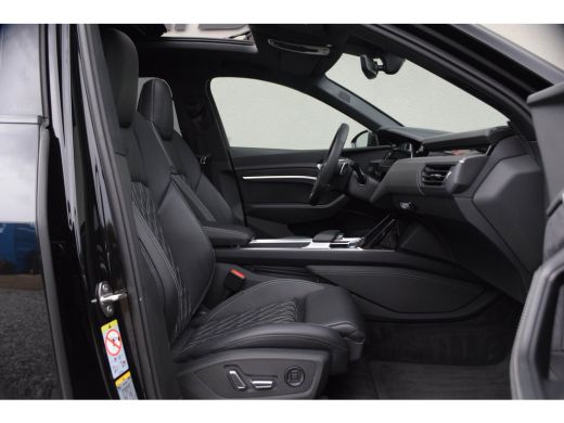 Audi SQ8 Quattro 371kW / Luchtvering/ Standkachel/ Bang & Olufsen Sound System/ Panoramadak/ Trekhaak/ 371... ActivLease financial lease