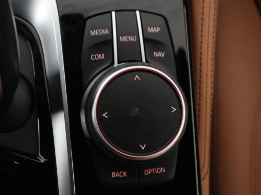 BMW 5 Serie 530i M Sport | Head-Up | Adaptive cruise | Leder | Harman/Kardon | Laserlicht | 360 Camera | Stoe... ActivLease financial lease