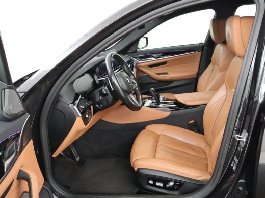 BMW 5 Serie 530i M Sport | Head-Up | Adaptive cruise | Leder | Harman/Kardon | Laserlicht | 360 Camera | Stoe... ActivLease financial lease