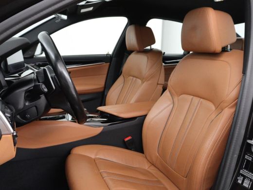 BMW 5 Serie 530i M Sport | Head-Up | Adaptive cruise | Leder | Harman/Kardon | Laserlicht | 360 Camera | Stoe... ActivLease financial lease