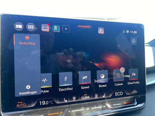 CUPRA Terramar 1.5 TSI e-Hybrid VZ Performance | Pano dak | 20" inch | Trekhaak | 272 pk | Sennheiser Audio | HU... ActivLease financial lease