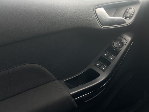 Ford Fiesta 1.0 EcoBoost Hybrid ST-Line | Airco (automatisch) | Cruise control | Lichtmetalen velgen 17" ActivLease financial lease