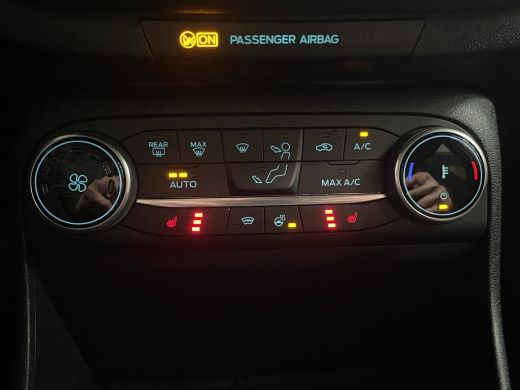 Ford Fiesta 1.0 EcoBoost Hybrid ST-Line X | Camera | Stuur/stoelverwarming | CarPlay | Navigatie ActivLease financial lease