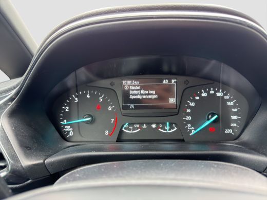 Ford Fiesta 1.0 EcoBoost ST-Line Parkeersensoren | 17" lmv | Climate control | Carplay/android | ActivLease financial lease