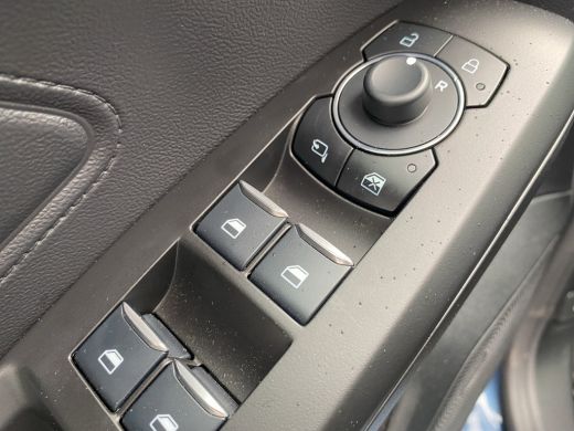 Ford Focus 1.0 EcoBoost Hybrid Titanium X | Winter-pack | AGR-stoelen ActivLease financial lease