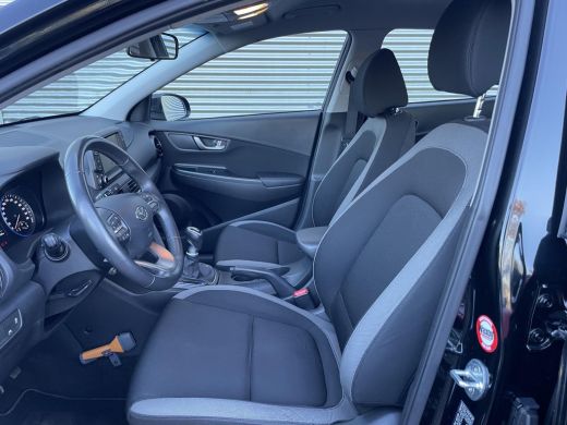 Hyundai Kona 1.0T Essence Climate | Camera | Sensoren | Navigatie ActivLease financial lease