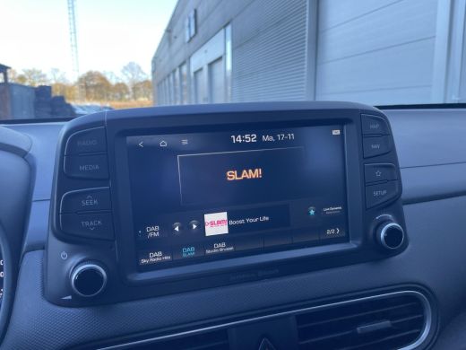 Hyundai Kona 1.0T Essence Climate | Camera | Sensoren | Navigatie ActivLease financial lease