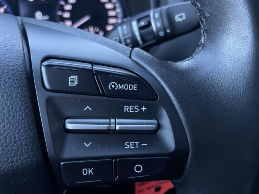 Hyundai Kona 1.0T Essence Climate | Camera | Sensoren | Navigatie ActivLease financial lease