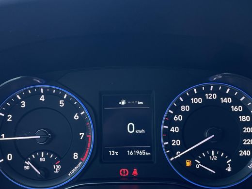 Hyundai Kona 1.0T Essence Climate | Camera | Sensoren | Navigatie ActivLease financial lease