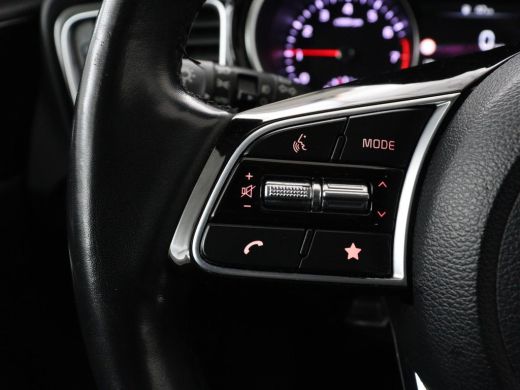 Kia Ceed 1.0 T-GDi DynamicPlusLine | Stoel & stuurverwarming | Trekhaak | Adaptive cruise | Camera | Carpl... ActivLease financial lease