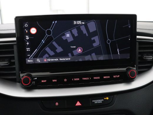 Kia Ceed 1.0 T-GDi DynamicPlusLine | Stoel & stuurverwarming | Trekhaak | Adaptive cruise | Camera | Carpl... ActivLease financial lease