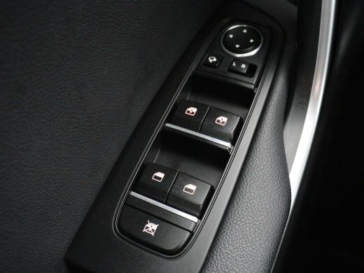 Kia Ceed 1.0 T-GDi DynamicPlusLine | Stoel & stuurverwarming | Trekhaak | Adaptive cruise | Camera | Carpl... ActivLease financial lease