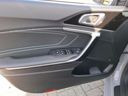 Kia Ceed Sportswagon 1.0 T-GDi MHEV Design Edition | BTW ! ! | Automaat | CarPlay | Camera ActivLease financial lease