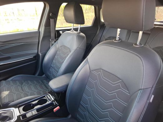 Kia Ceed Sportswagon 1.0 T-GDi MHEV Design Edition | BTW ! ! | Automaat | CarPlay | Camera ActivLease financial lease