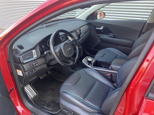 Kia e-Niro ExecutiveLine | Camera | Cruise | CarPlay ActivLease financial lease