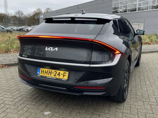 Kia EV6 Light Edition 63 kWh | Achteruitrijcamera | Stoel Stuur verwarming | Adaptive cruise | ActivLease financial lease