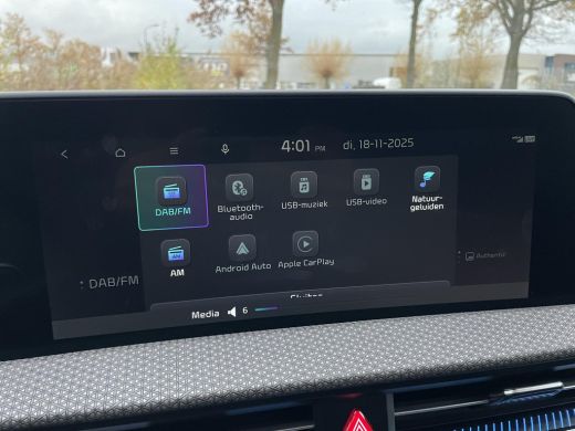 Kia EV6 Plus Advanced 77.4 kWh | Elektrische stoelen met geheugen | Sfeerverlichting | Trekhaak | ActivLease financial lease