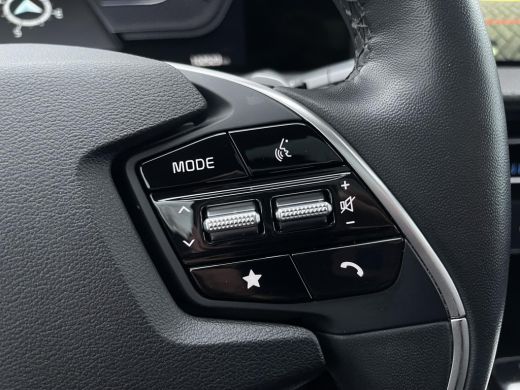 Kia EV6 Plus Advanced 77.4 kWh | Elektrische stoelen met geheugen | Sfeerverlichting | Trekhaak | ActivLease financial lease