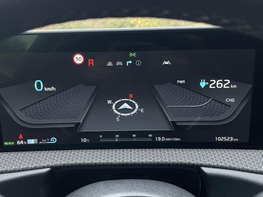 Kia EV6 Plus Advanced 77.4 kWh | Elektrische stoelen met geheugen | Sfeerverlichting | Trekhaak | ActivLease financial lease