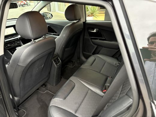 Kia Niro 1.6 GDi PHEV DynamicLine bel voor afspraak / info ActivLease financial lease